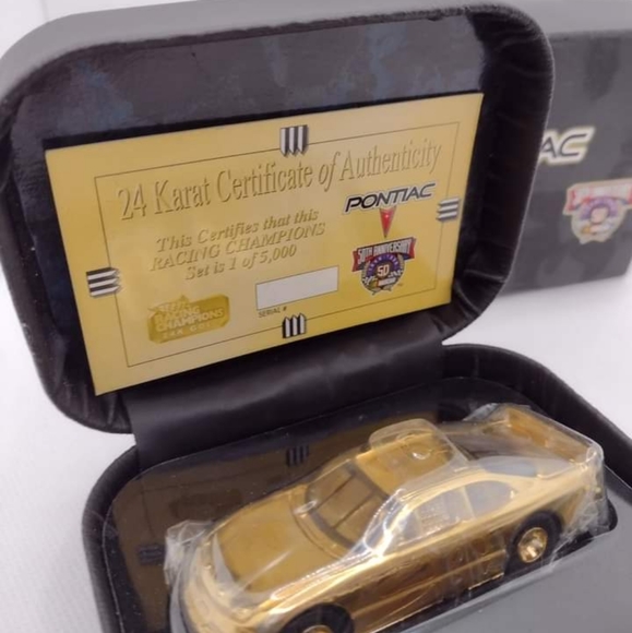 Pontiac 24k Nascar 50th Anniversary collector car in case - Picture 5 of 5